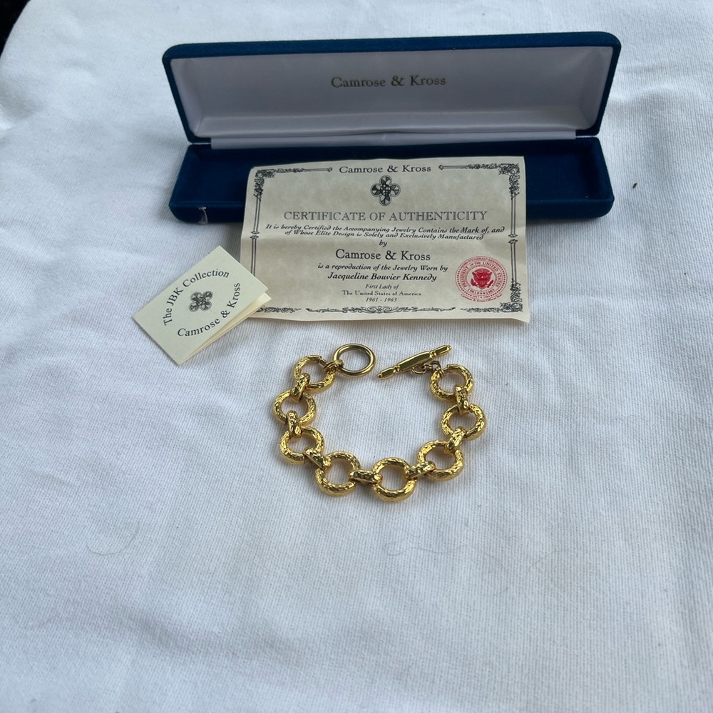 Camrose & Kross Gold Link Bracelet